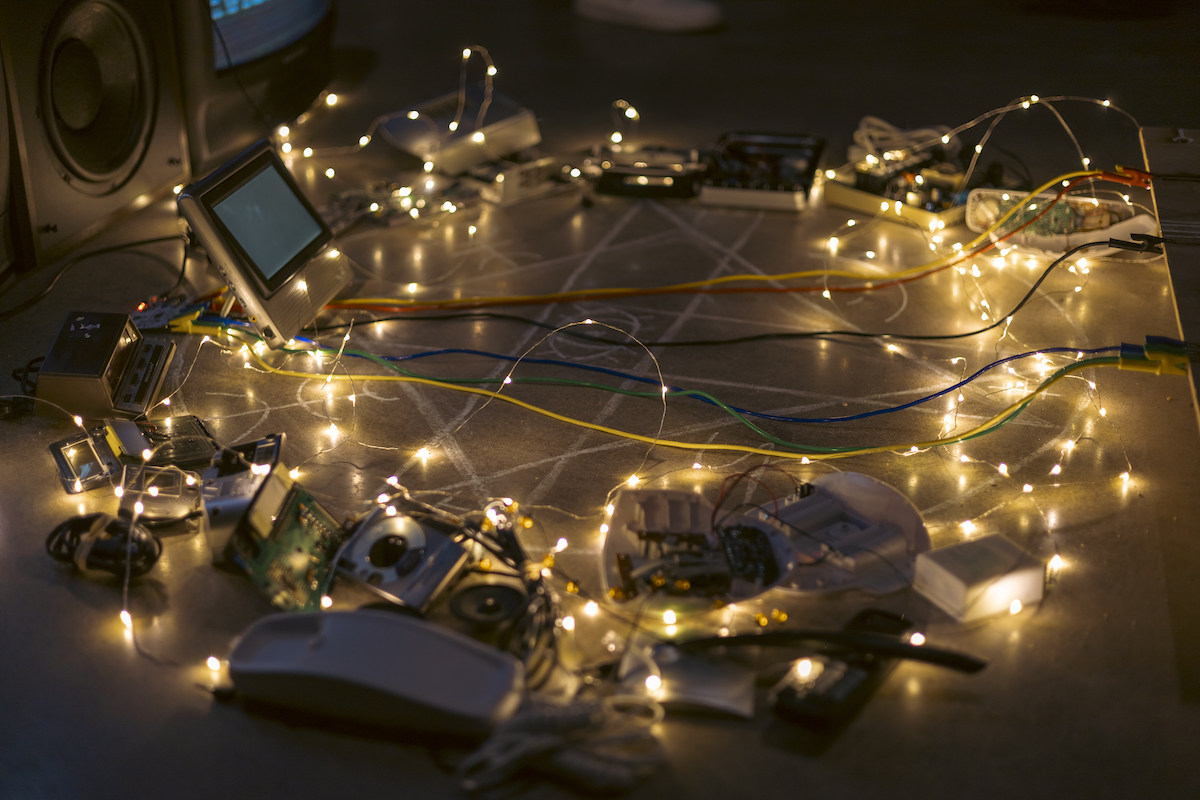 Electronic Seance